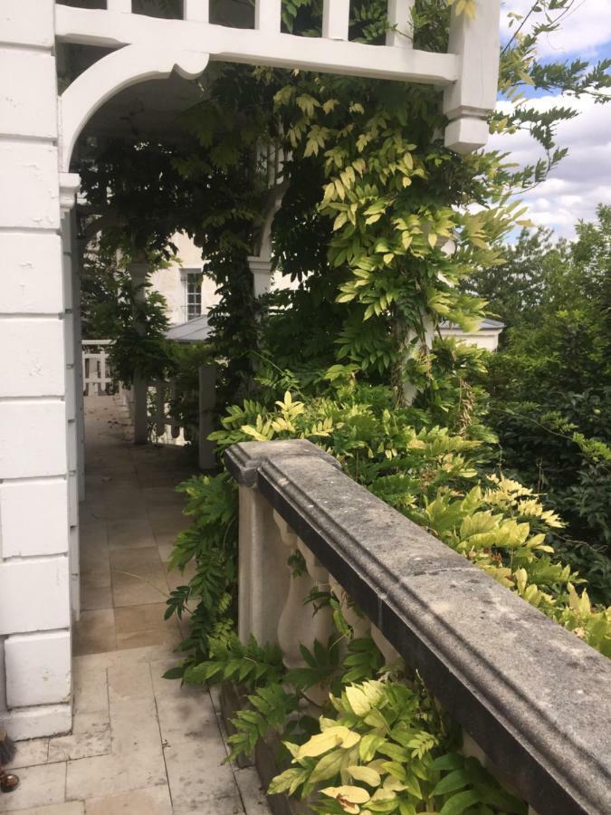 Villa Ananda Huo Parijs Buitenkant foto